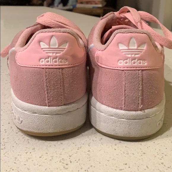 Adidas pink suede shoes size 6 Womens - Picture 4 of 4